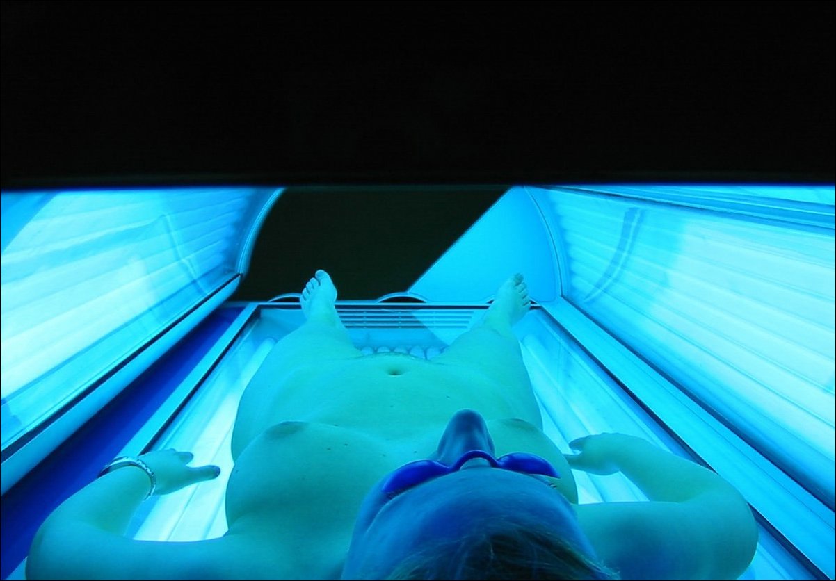 Privat nackt im Solarium
